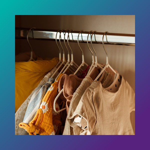 From emotions to memories: Clothing heritage and childhood