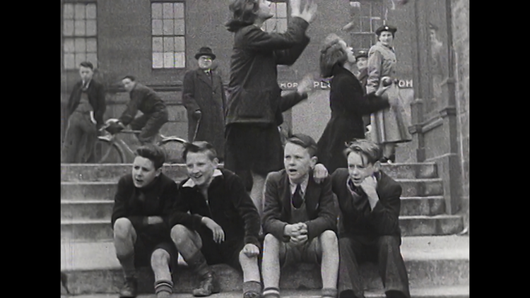 THE SINGING STREET 75TH ANNIVERSARY SCREENING & TALK